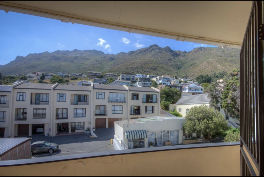 2 Bedroom Property for Sale in Gordons Bay Village Western Cape